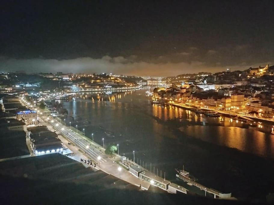 Апартаменты Loft In The Historic Center Of Oporto Downtown Экстерьер фото